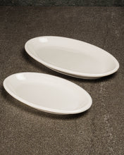 Load image into Gallery viewer, Arita Oval Plate
