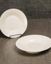 Load image into Gallery viewer, Arita Dinner Set
